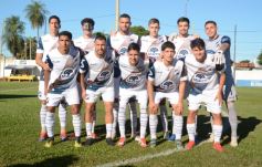 Foto de la galería: Federal A: Mitre pisó fuerte en casa y volvió a la zona de clasificación 