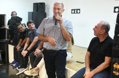 Foto de la galería: Con masivo encuentro en Casa del Militante: la Renovación Neo puso en marcha su campaña camino a las elecciones de junio