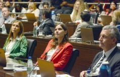 Foto de la galería: La Legislatura Provincial aprobó la 1ra Ley de IA del pais, de la mano del desarrollo disruptivo misionero