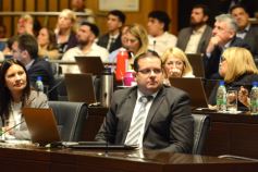 Foto de la galería: La Legislatura Provincial aprobó la 1ra Ley de IA del pais, de la mano del desarrollo disruptivo misionero