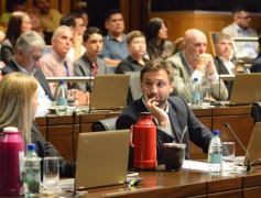 Foto de la galería: La Legislatura Provincial aprobó la 1ra Ley de IA del pais, de la mano del desarrollo disruptivo misionero