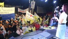 Foto de la galería: El Peronismo misionero de la Renovación en el encuentro multitudinario que vivió con el fervor de la militancia