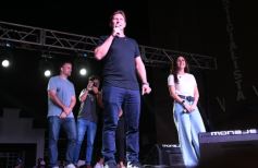Foto de la galería: El Peronismo misionero de la Renovación en el encuentro multitudinario que vivió con el fervor de la militancia