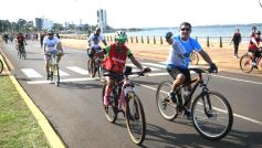 Foto de la galería: Caravana de alegría y solidaridad: en el resumen de lo que marcó la 25° Bicicleteada del Roque González