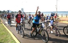Foto de la galería: Caravana de alegría y solidaridad: en el resumen de lo que marcó la 25° Bicicleteada del Roque González