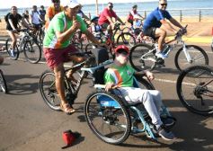 Foto de la galería: Caravana de alegría y solidaridad: en el resumen de lo que marcó la 25° Bicicleteada del Roque González