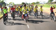 Foto de la galería: Caravana de alegría y solidaridad: en el resumen de lo que marcó la 25° Bicicleteada del Roque González