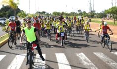 Foto de la galería: Caravana de alegría y solidaridad: en el resumen de lo que marcó la 25° Bicicleteada del Roque González