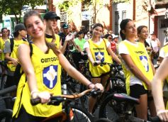Foto de la galería: Caravana de alegría y solidaridad: en el resumen de lo que marcó la 25° Bicicleteada del Roque González