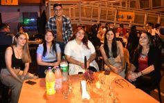 Foto de la galería: Agasajo de la gran familia de la Madre: especial noche de reunión junto a los profes y padres en la cena aniversario