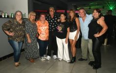 Foto de la galería: Con toda la animación del Dj Vaca, lo mejor de la primera Fiesta Retro y noche con amigos en el nuevo Espacio Gala 