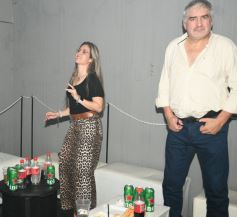 Foto de la galería: Con toda la animación del Dj Vaca, lo mejor de la primera Fiesta Retro y noche con amigos en el nuevo Espacio Gala 