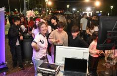 Foto de la galería: Brilla Sarita volvió a copar el encuentro familiar y de amigos con todo el disfrute que abrió en el Parque Paraguayo