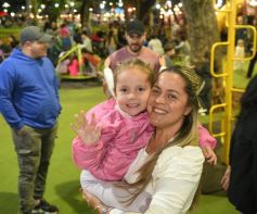 Foto de la galería: Brilla Sarita volvió a copar el encuentro familiar y de amigos con todo el disfrute que abrió en el Parque Paraguayo