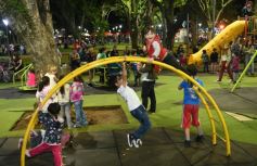 Foto de la galería: Brilla Sarita volvió a copar el encuentro familiar y de amigos con todo el disfrute que abrió en el Parque Paraguayo