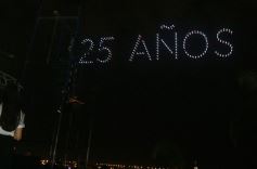 Foto de la galería: De la noche de premiación y el espectáculo de drones, parte de la celebración que sigue los 25 años de Misiones Online