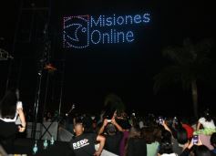Foto de la galería: De la noche de premiación y el espectáculo de drones, parte de la celebración que sigue los 25 años de Misiones Online