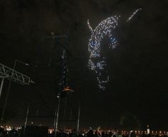 Foto de la galería: De la noche de premiación y el espectáculo de drones, parte de la celebración que sigue los 25 años de Misiones Online