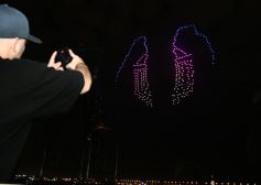 Foto de la galería: De la noche de premiación y el espectáculo de drones, parte de la celebración que sigue los 25 años de Misiones Online