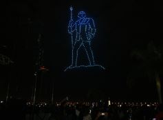 Foto de la galería: De la noche de premiación y el espectáculo de drones, parte de la celebración que sigue los 25 años de Misiones Online
