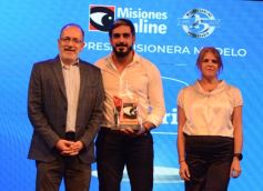 Foto de la galería: De la noche de premiación y el espectáculo de drones, parte de la celebración que sigue los 25 años de Misiones Online