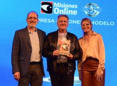 Foto de la galería: De la noche de premiación y el espectáculo de drones, parte de la celebración que sigue los 25 años de Misiones Online