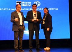 Foto de la galería: De la noche de premiación y el espectáculo de drones, parte de la celebración que sigue los 25 años de Misiones Online