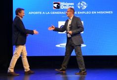 Foto de la galería: De la noche de premiación y el espectáculo de drones, parte de la celebración que sigue los 25 años de Misiones Online