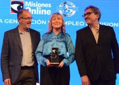 Foto de la galería: De la noche de premiación y el espectáculo de drones, parte de la celebración que sigue los 25 años de Misiones Online