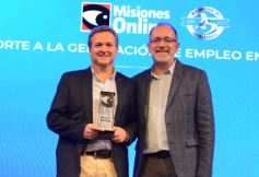 Foto de la galería: De la noche de premiación y el espectáculo de drones, parte de la celebración que sigue los 25 años de Misiones Online