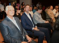 Foto de la galería: De la noche de premiación y el espectáculo de drones, parte de la celebración que sigue los 25 años de Misiones Online