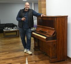 Foto de la galería: Celebrando los 100 años de El Territorio: brindis y reencuentro con amistades entrañables de la gran familia del Terri