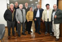 Foto de la galería: Celebrando los 100 años de El Territorio: brindis y reencuentro con amistades entrañables de la gran familia del Terri