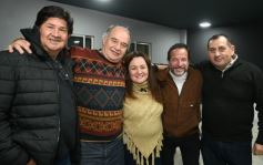Foto de la galería: Celebrando los 100 años de El Territorio: brindis y reencuentro con amistades entrañables de la gran familia del Terri
