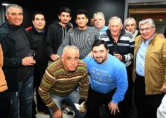 Foto de la galería: Celebrando los 100 años de El Territorio: brindis y reencuentro con amistades entrañables de la gran familia del Terri