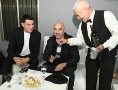 Foto de la galería: Celebrando los 100 años de El Territorio: brindis y reencuentro con amistades entrañables de la gran familia del Terri