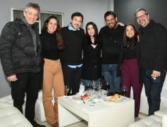 Foto de la galería: Celebrando los 100 años de El Territorio: brindis y reencuentro con amistades entrañables de la gran familia del Terri