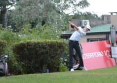 Foto de la galería: Torneo de Golf Copa Aniversario: el posadeño Agustín Guaglianone se coronó campeón en el centenario del Territorio