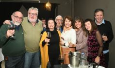 Foto de la galería: Con el festejo del centenario: ex compañeros y amigos de El Territorio en un encuentro de camaradería en Mendieta