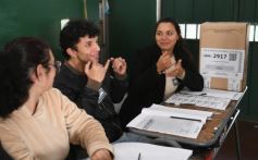 Foto de la galería: Elecciones del 8 de junio: trabajo, alegría y encuentro marcaron parte de la jornada electoral que se vivió en Posadas
