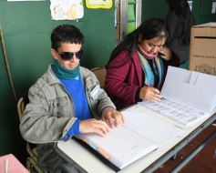 Foto de la galería: Elecciones del 8 de junio: trabajo, alegría y encuentro marcaron parte de la jornada electoral que se vivió en Posadas