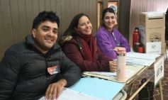 Foto de la galería: Elecciones del 8 de junio: trabajo, alegría y encuentro marcaron parte de la jornada electoral que se vivió en Posadas