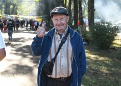 Foto de la galería: En honor a Fátima: con promesas y agradecimientos, los fieles cumplieron otra gran manifestación de fe a la Virgen