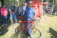 Foto de la galería: En honor a Fátima: con promesas y agradecimientos, los fieles cumplieron otra gran manifestación de fe a la Virgen