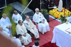 Foto de la galería: En honor a Fátima: con promesas y agradecimientos, los fieles cumplieron otra gran manifestación de fe a la Virgen