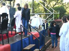 Foto de la galería: En honor a Fátima: con promesas y agradecimientos, los fieles cumplieron otra gran manifestación de fe a la Virgen