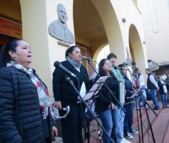 Foto de la galería: En honor a Fátima: con promesas y agradecimientos, los fieles cumplieron otra gran manifestación de fe a la Virgen