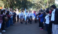 Foto de la galería: En honor a Fátima: con promesas y agradecimientos, los fieles cumplieron otra gran manifestación de fe a la Virgen