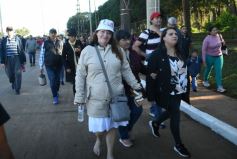 Foto de la galería: En honor a Fátima: con promesas y agradecimientos, los fieles cumplieron otra gran manifestación de fe a la Virgen