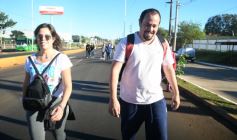 Foto de la galería: En honor a Fátima: con promesas y agradecimientos, los fieles cumplieron otra gran manifestación de fe a la Virgen